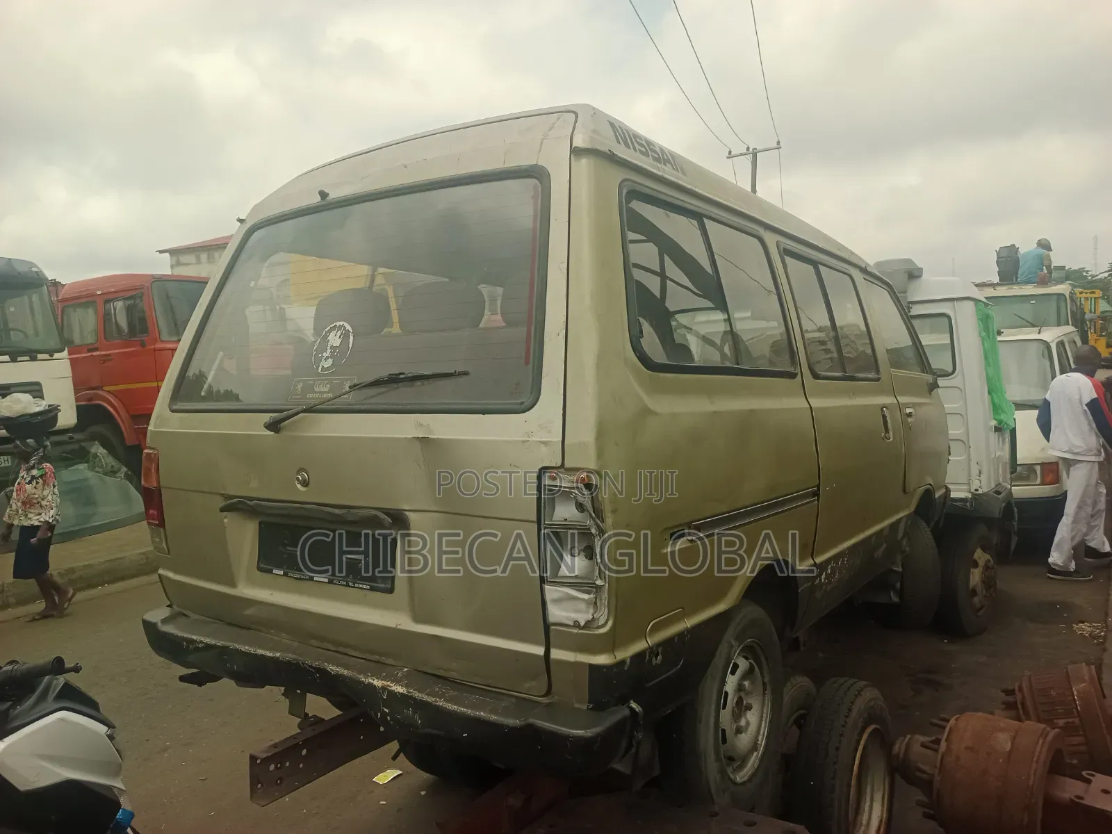 Nissan Vanette 1999 Brown