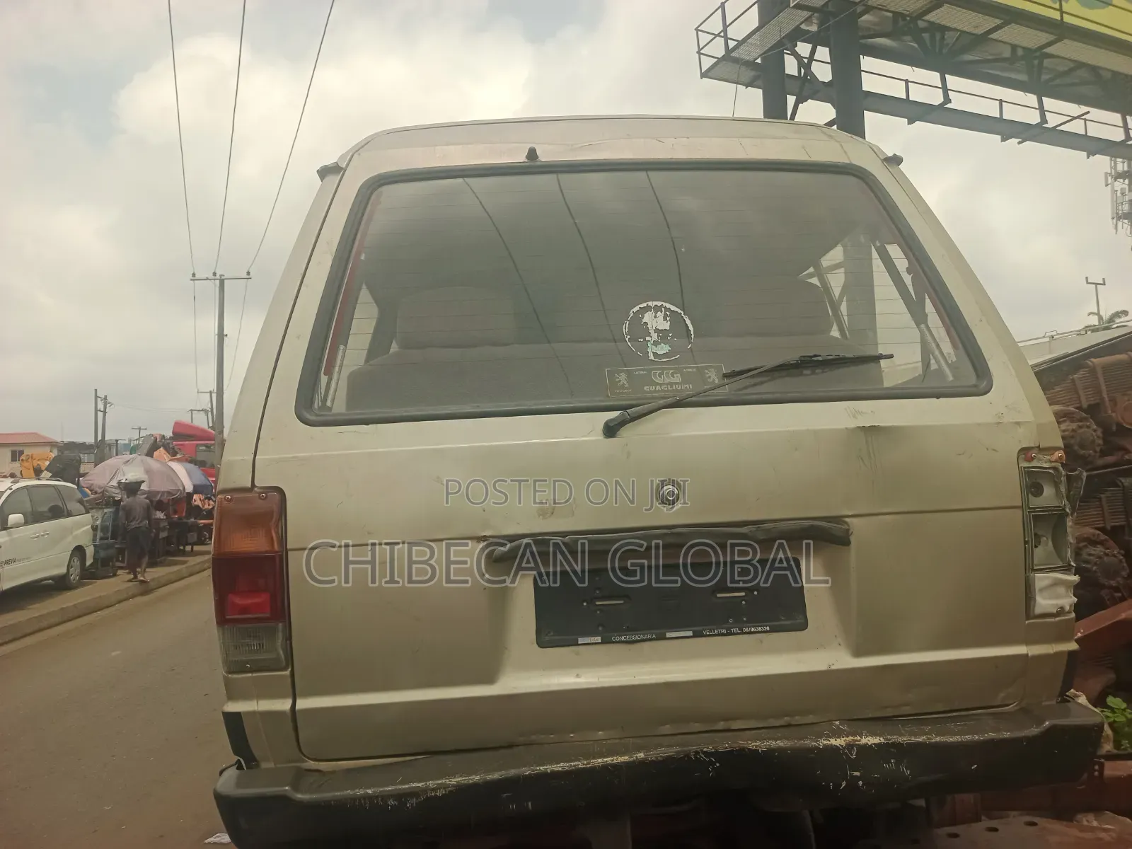 Nissan Vanette 1999 Brown