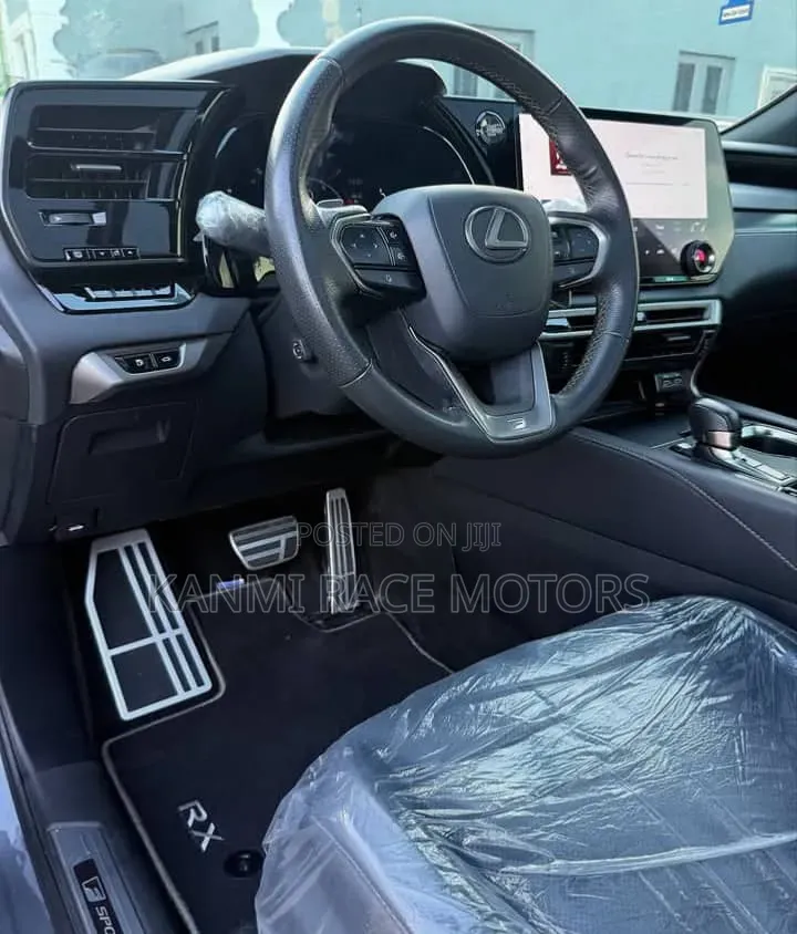 Lexus RX 2023 Gray