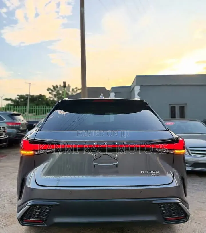 Lexus RX 2023 Gray