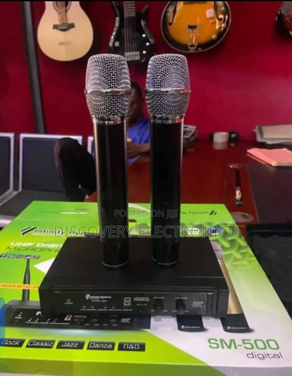Microphone