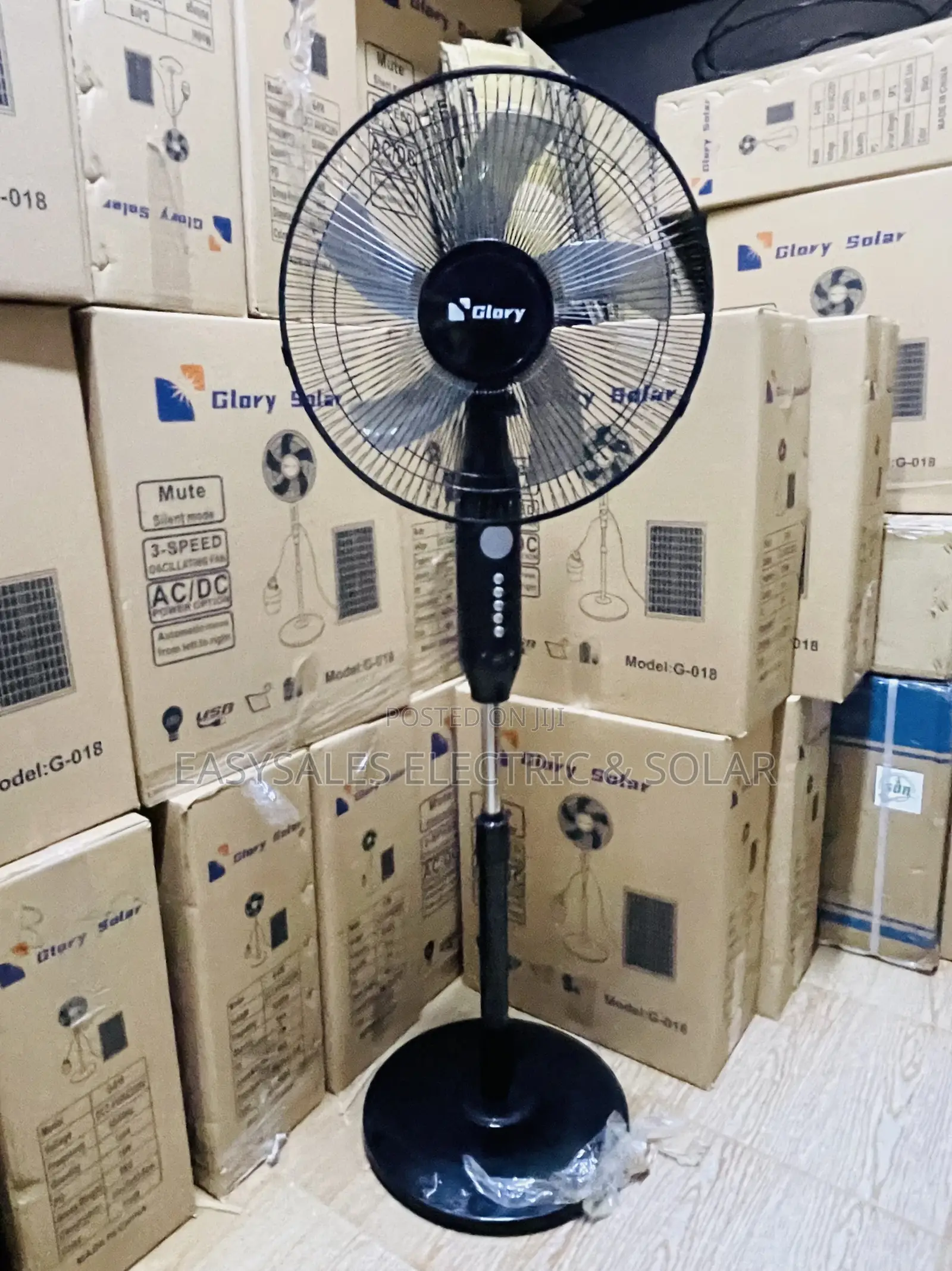 16” Solar Rechargeable Fan