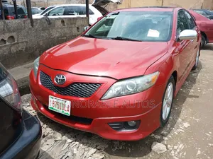 Toyota Camry 2011 Red