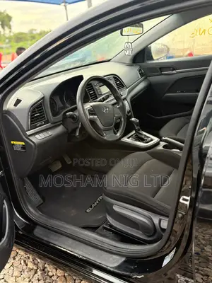 Hyundai Elantra 2017 Black