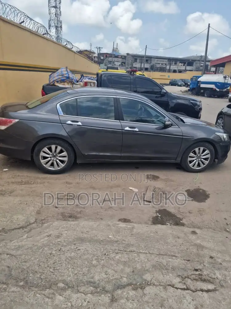 Honda Accord 2012 Gray