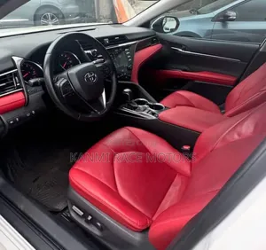 Toyota Camry 2020 White