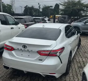 Toyota Camry 2020 White