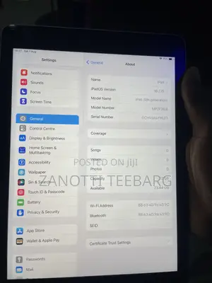 New Apple iPad Wi-Fi 32 GB Silver
