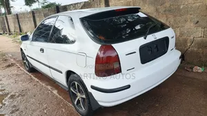 Honda Civic 1999 White