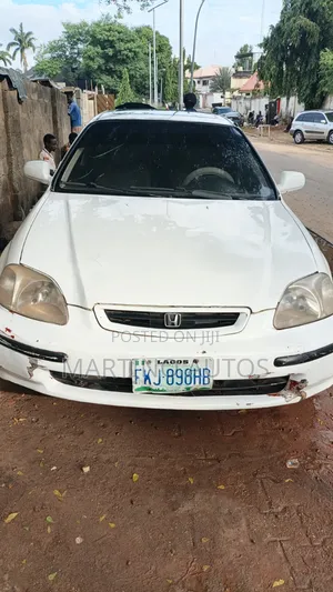 Honda Civic 1999 White