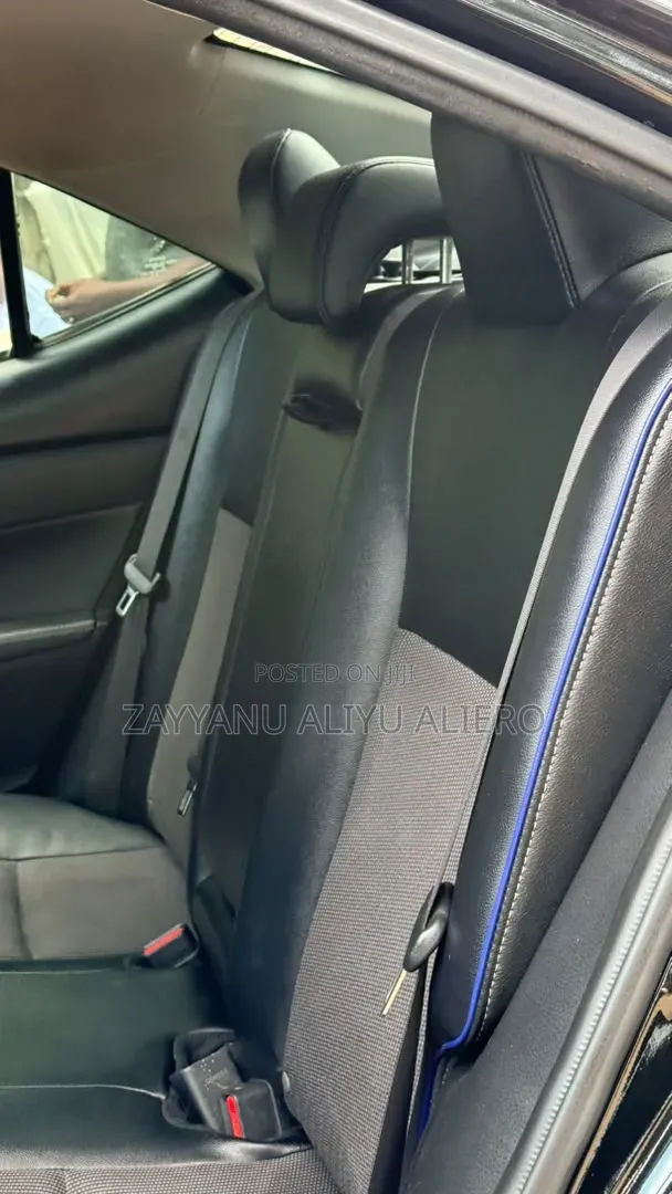 Toyota Corolla 2017 Black