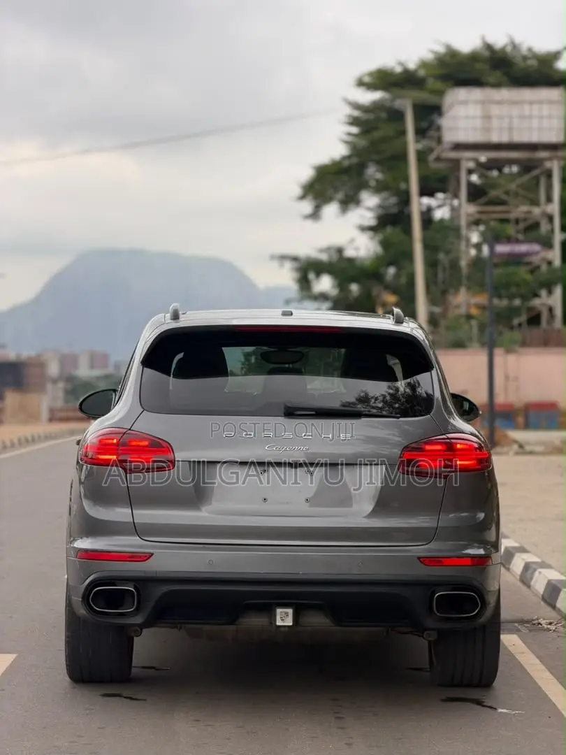 Porsche Cayenne 2017