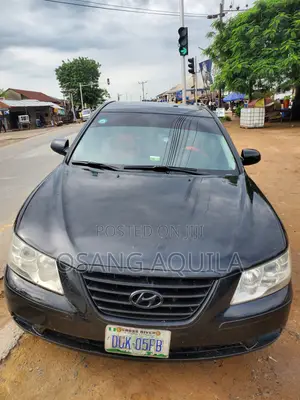 Hyundai Sonata 2010 Black