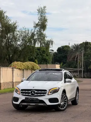 Mercedes-Benz GLA 250 2020 White