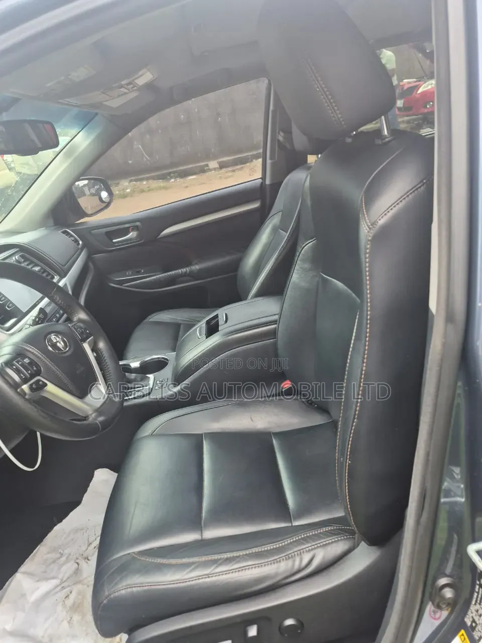 Toyota Highlander XLE 4dr SUV AWD (3.5L 6cyl 6A) 2015