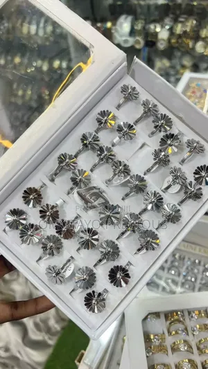 Fashion Ring