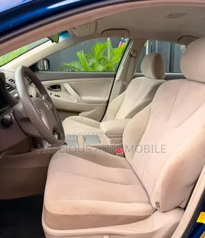 Toyota Camry 2011 Blue