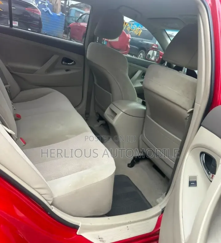 Toyota Camry 2011 Red