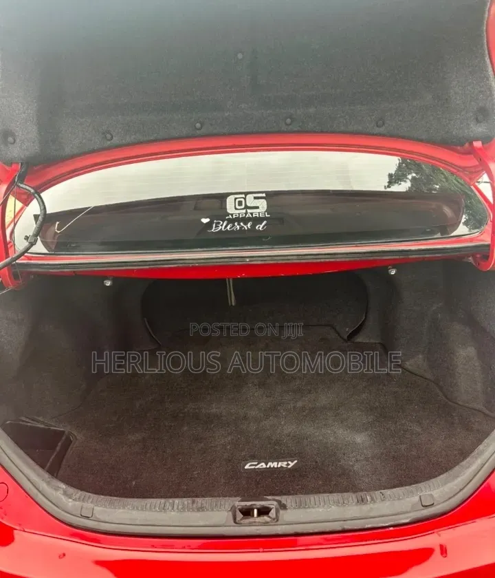 Toyota Camry 2011 Red