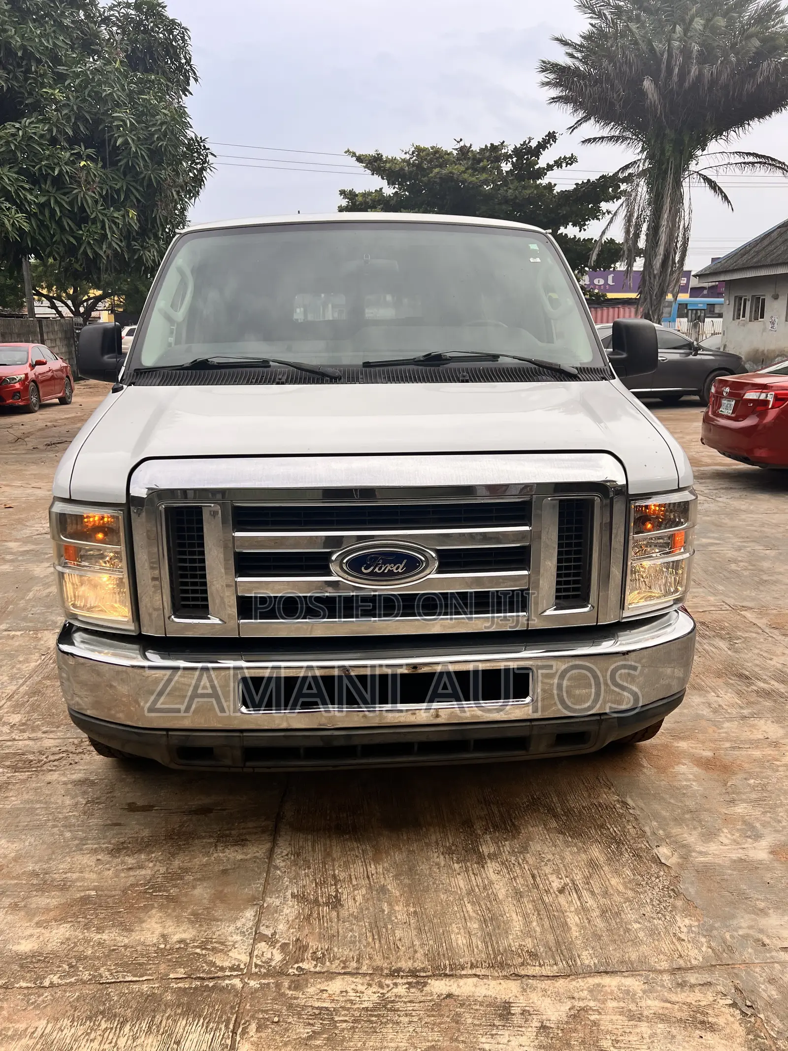 Ford E350 2011 White