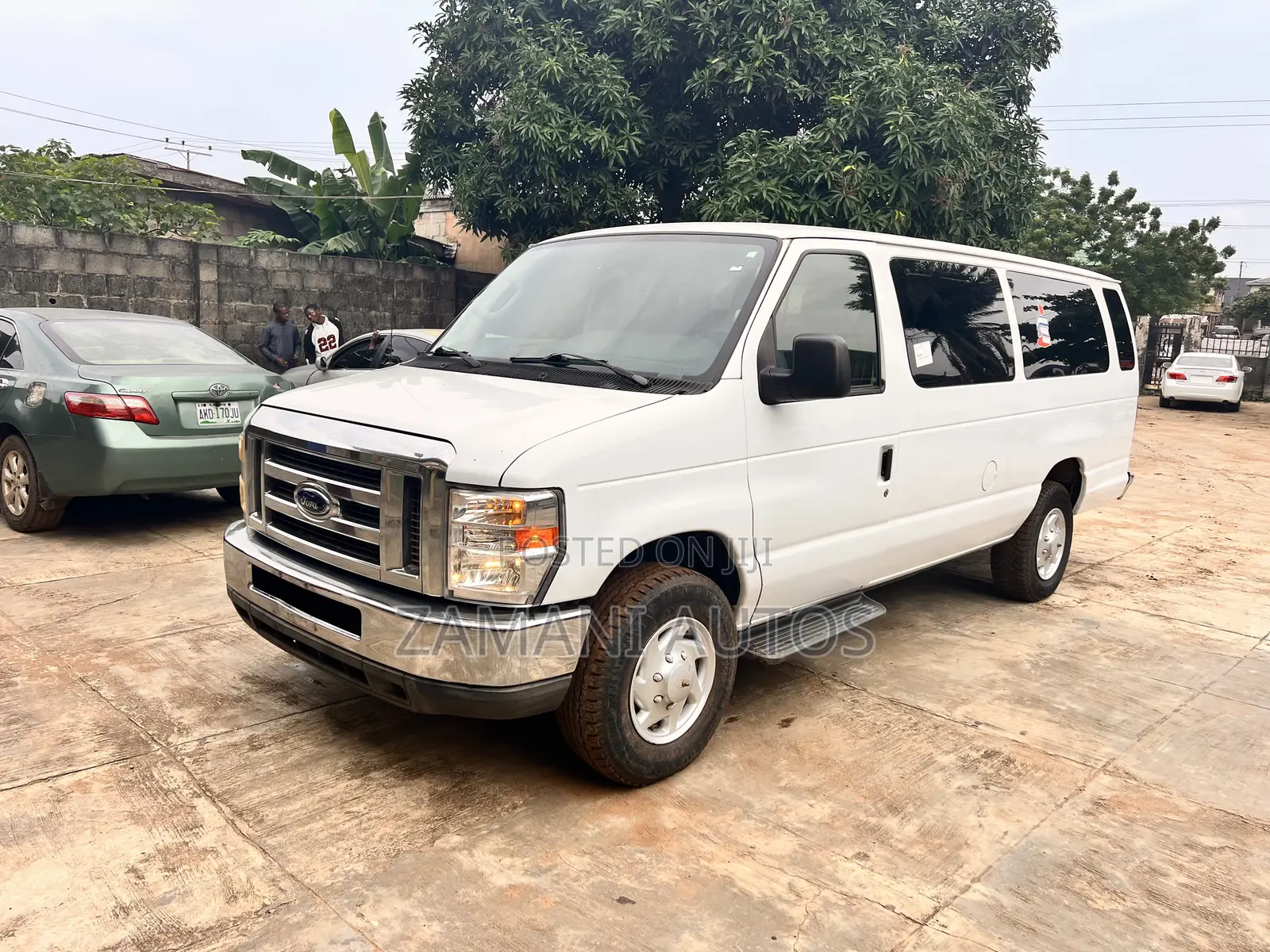 Ford E350 2011 White