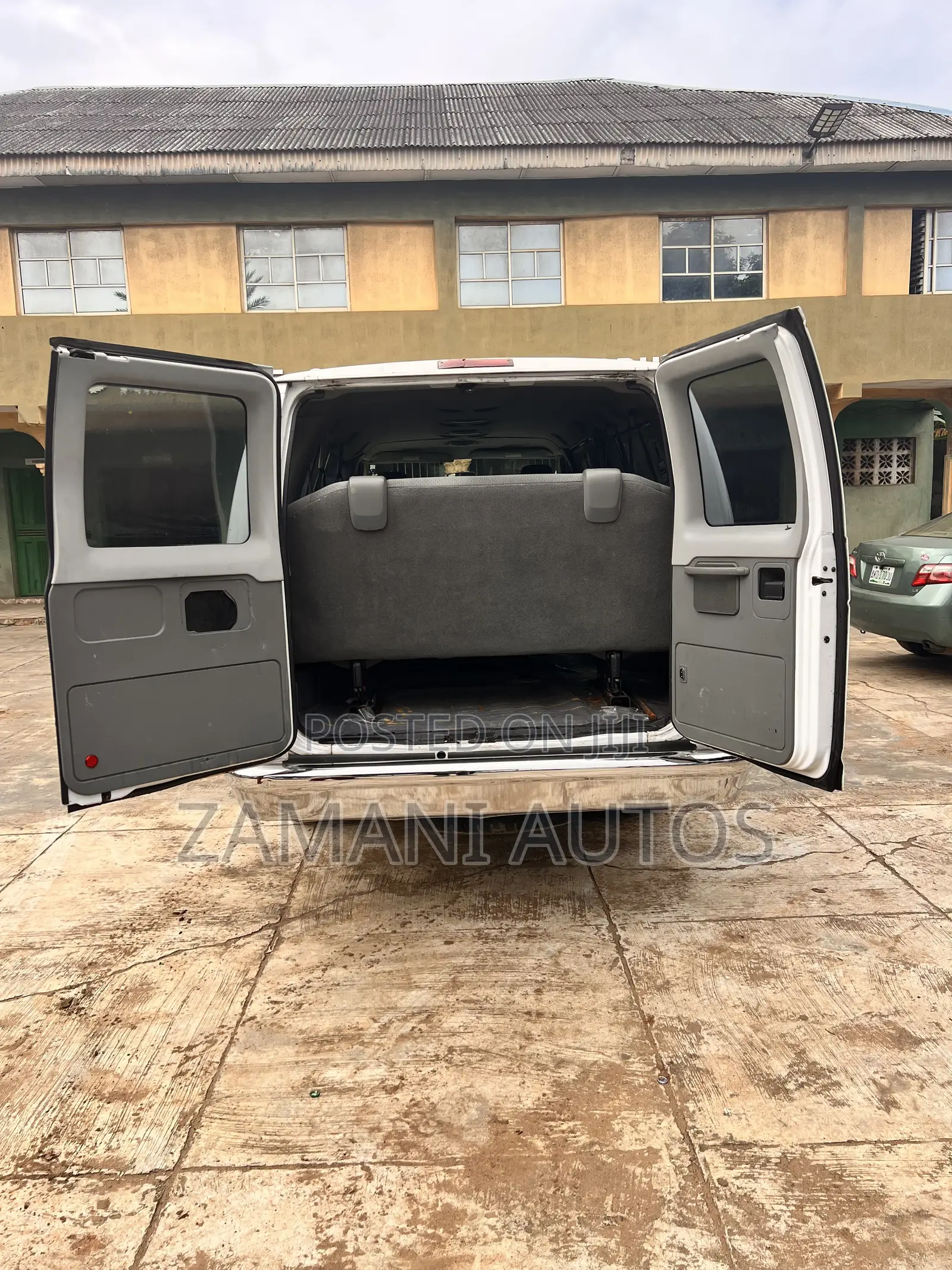 Ford E350 2011 White