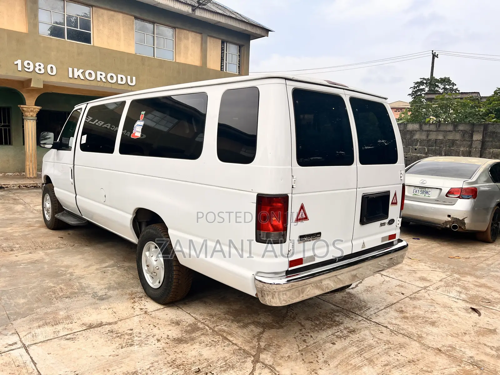 Ford E350 2011 White