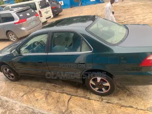 Honda Accord 2000 Green