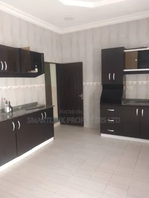3bdrm Bungalow in Off 6Th Avenue,, Life Camp for rent