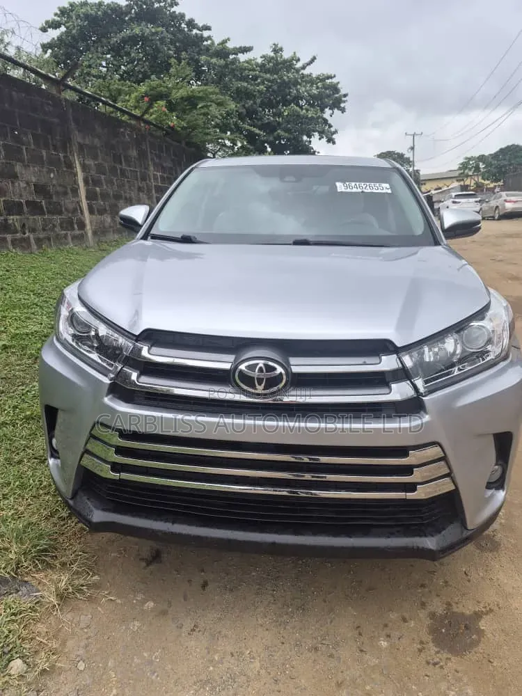 Toyota Highlander 2017 Silver