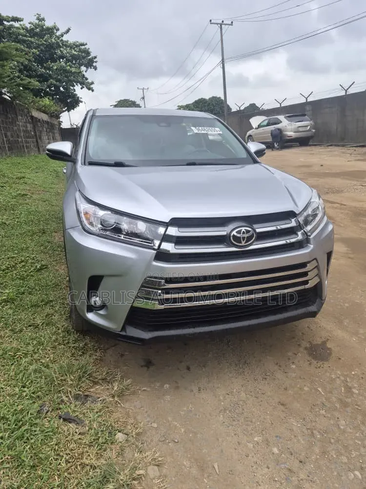 Toyota Highlander 2017 Silver