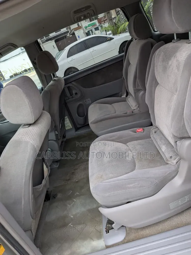 Toyota Sienna 2007 Ivory