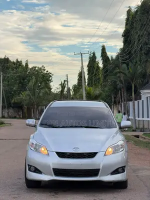 Toyota Matrix 2010 Silver