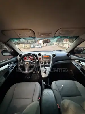 Toyota Matrix 2010 Silver