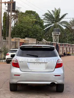 Toyota Matrix 2010 Silver