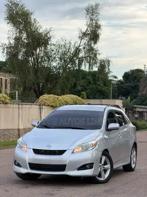 Toyota Matrix 2010 Silver