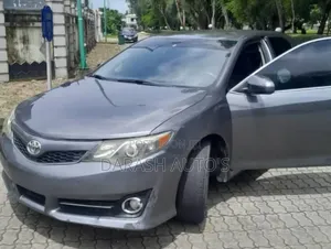 Toyota Camry 2014 Gray