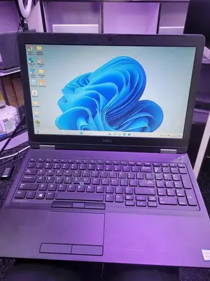 Laptop Dell Latitude E5570 8GB Intel Core i5 SSD 256GB