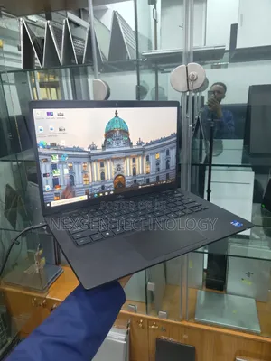 Laptop Dell Latitude 7420 32GB Intel Core i7 SSD 256GB