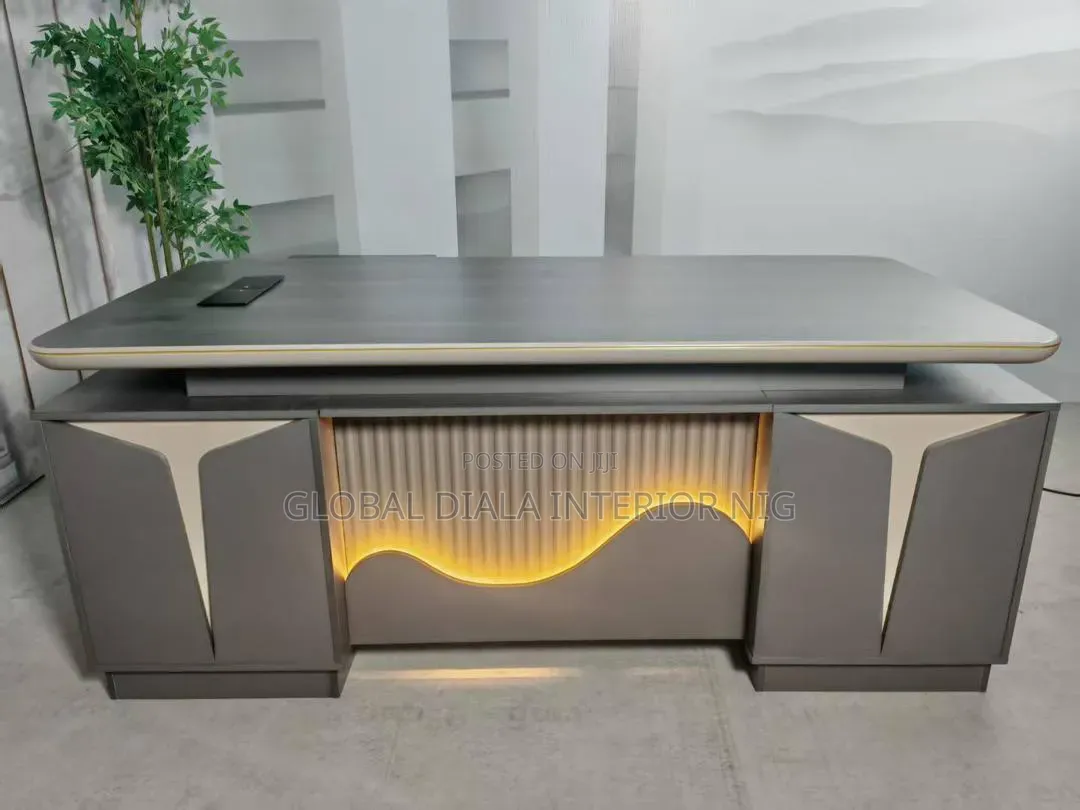 Luxury Executive CEO Office Table