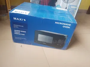 Easy to Use, 20L Digital Microwave Oven / 700W