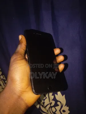 Apple iPhone 7 Plus 128 GB Black