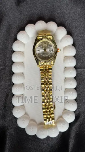 Gold Wristwatch for Women (Aurora Gold)