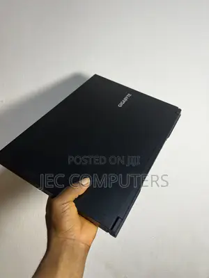 Laptop Gigabyte P34K R7 16GB Intel Core i7 SSD 512GB
