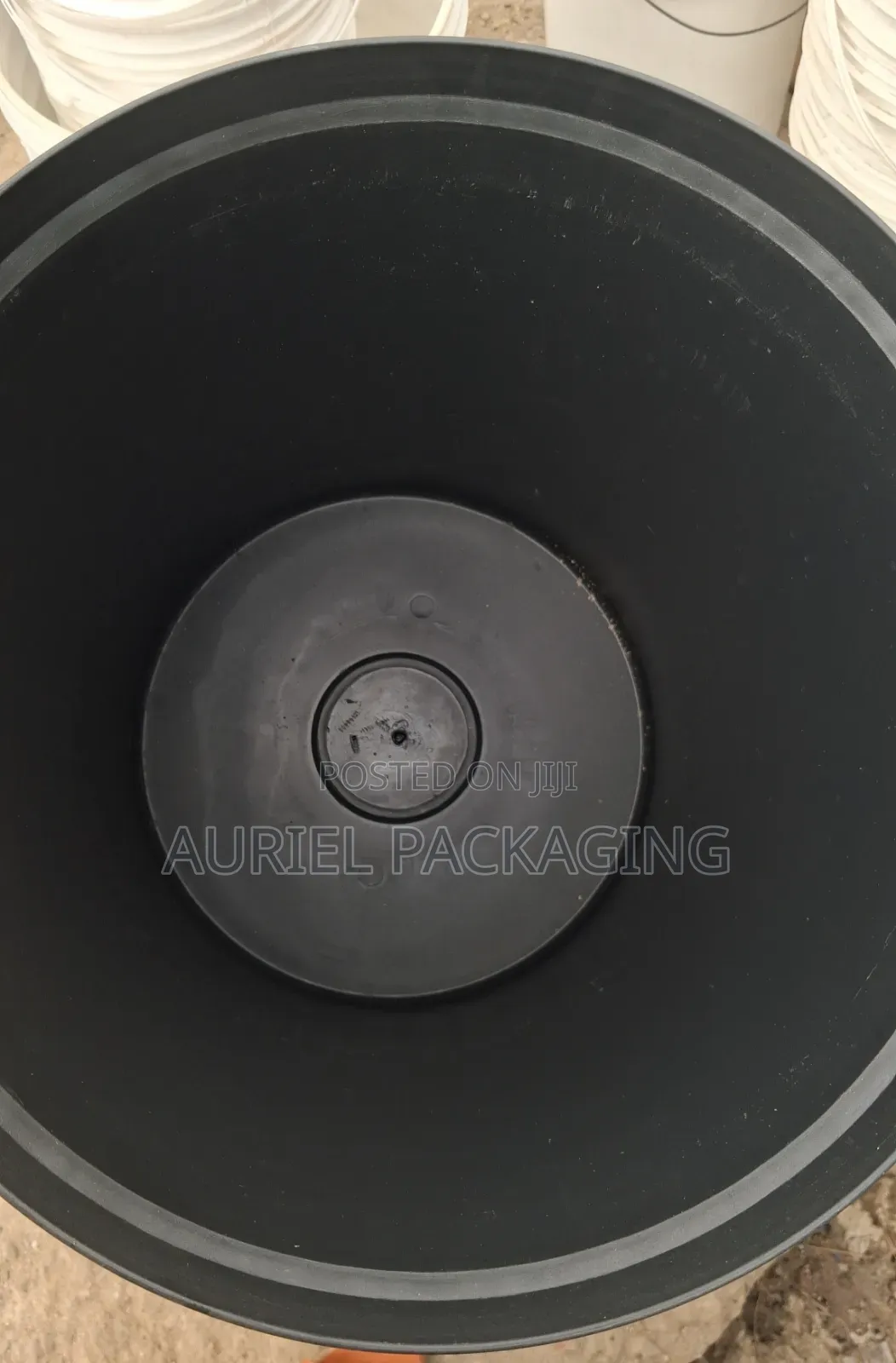 20 LTRS Black Paint Buckets