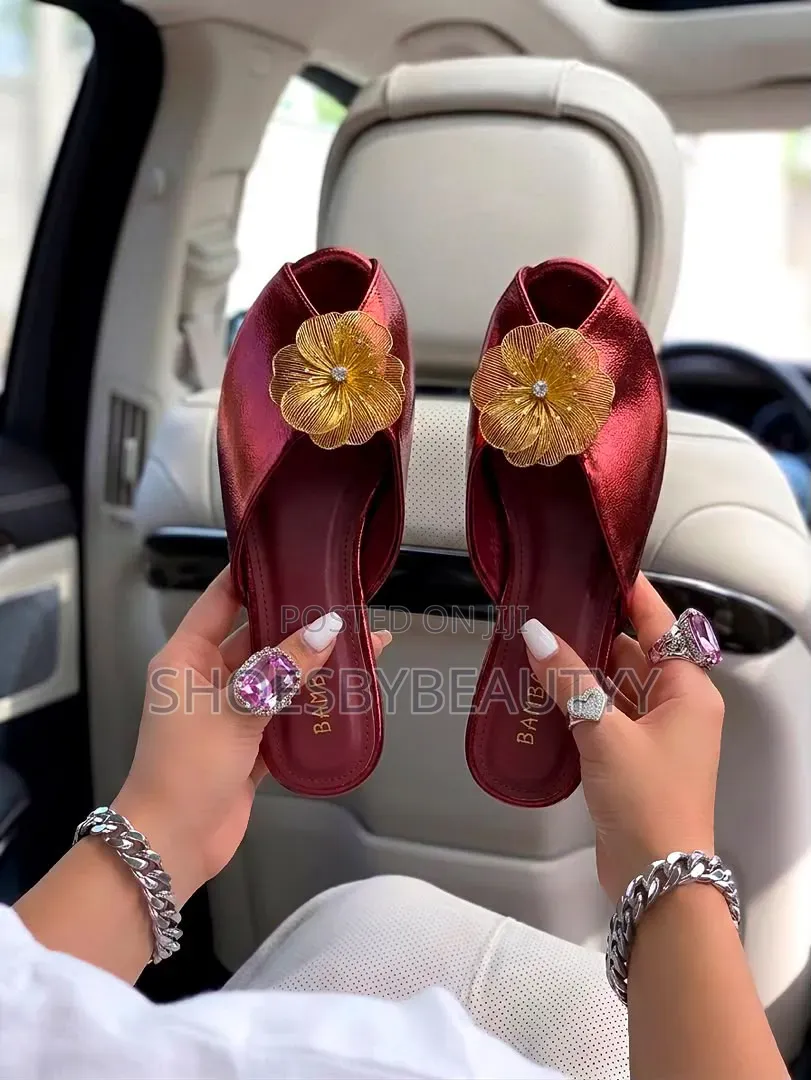 Flat Slippers