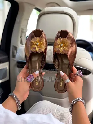 Flat Slippers