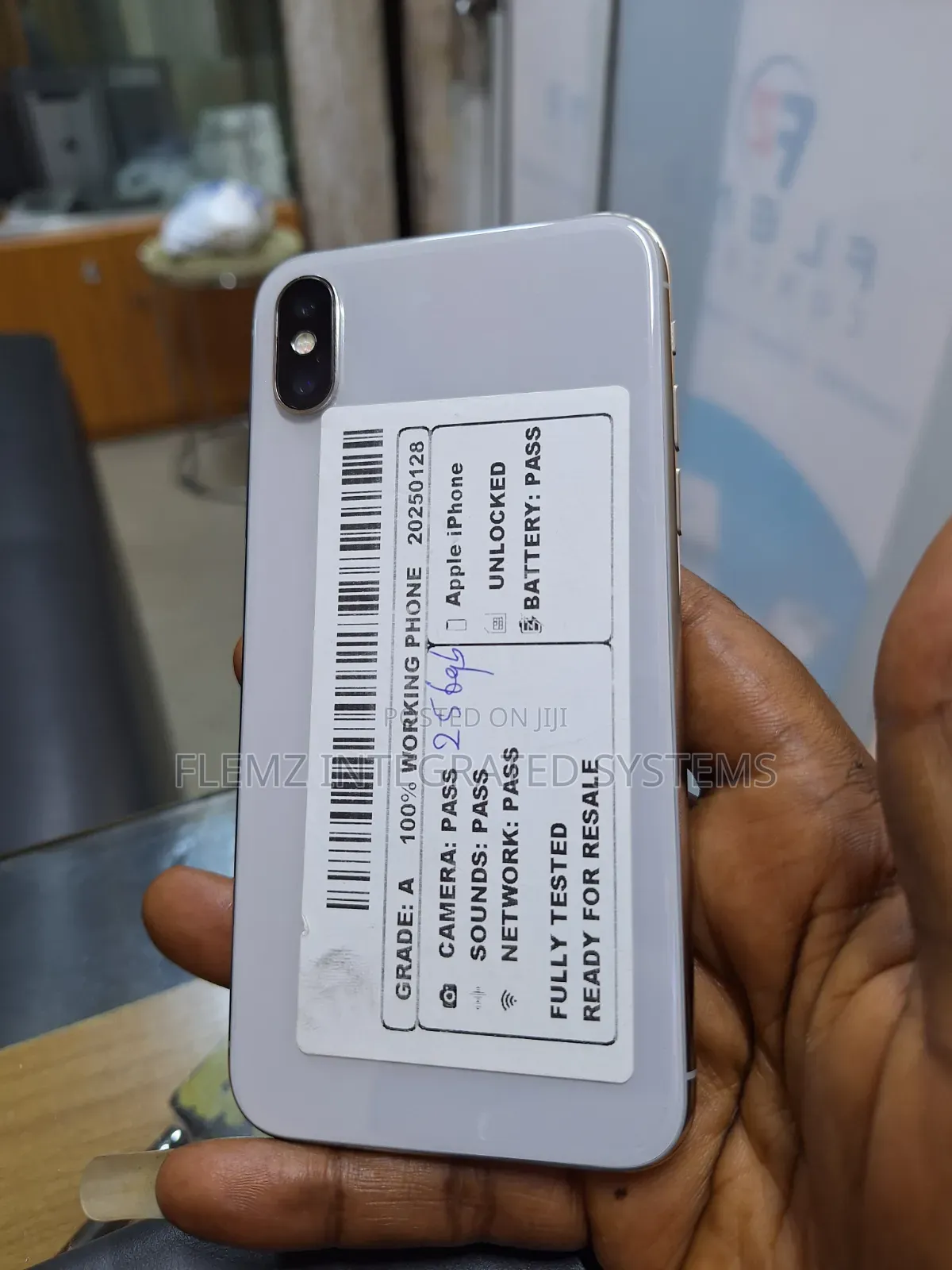 Apple iPhone X 256 GB White