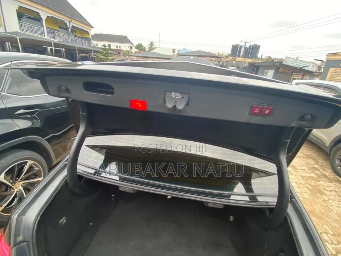 Mercedes-Benz E350 2012 Black