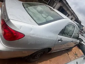 Toyota Corolla 2006 Silver